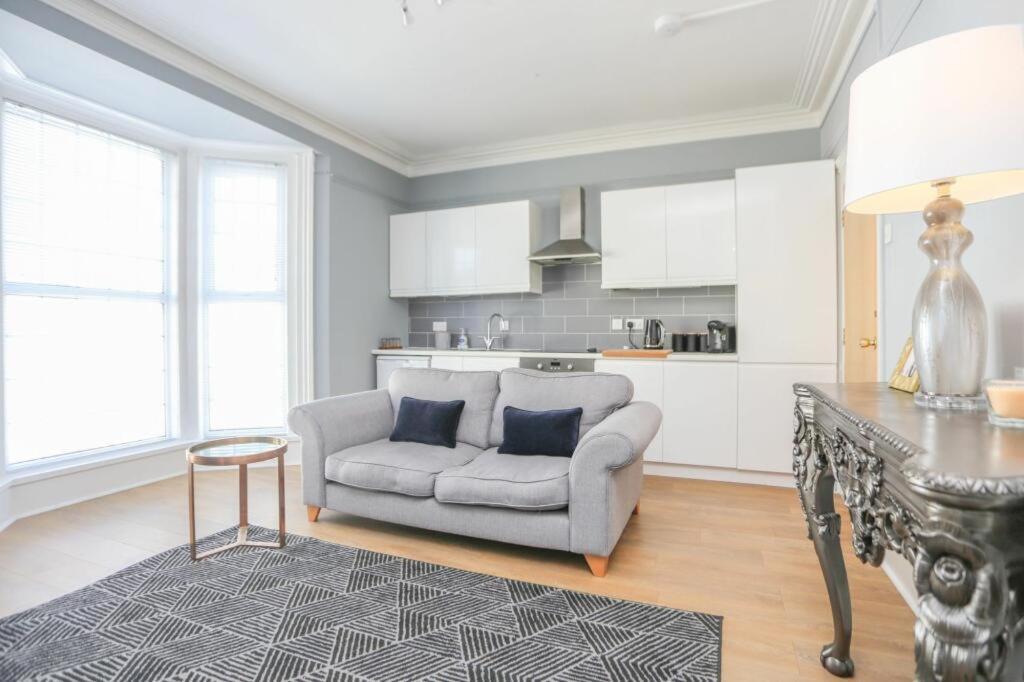 Southsea Historic Gem - Elegant Apartments بورتسماوث المظهر الخارجي الصورة