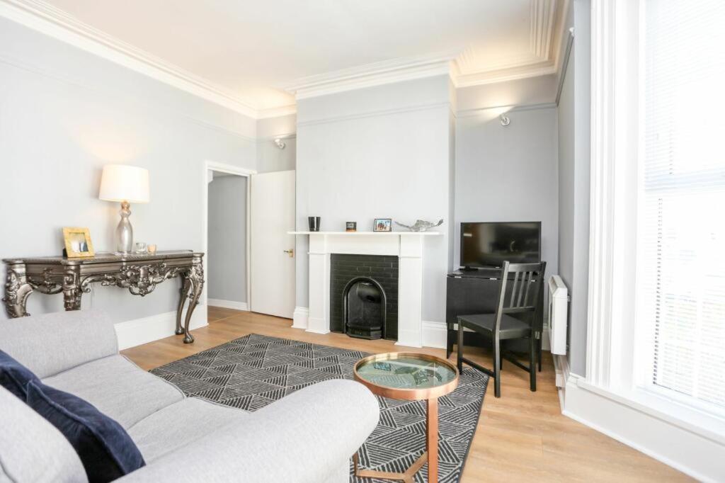Southsea Historic Gem - Elegant Apartments بورتسماوث المظهر الخارجي الصورة